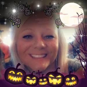 Meet your Posher, Dena